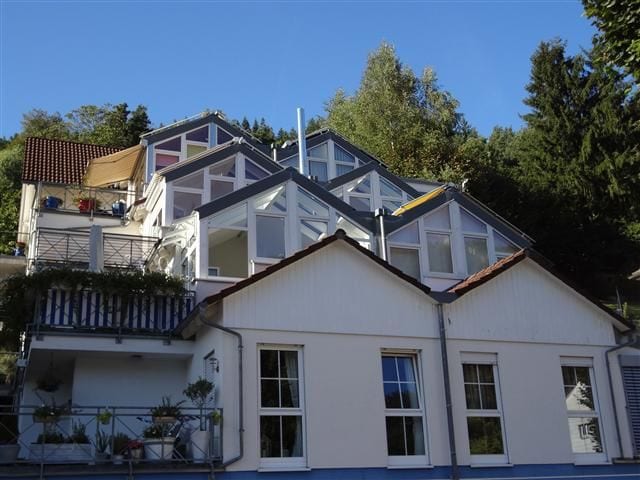Fensteraustausch – Terrassenhaus in Hornberg, ausgeführt von der Schreinerei Wöhrle